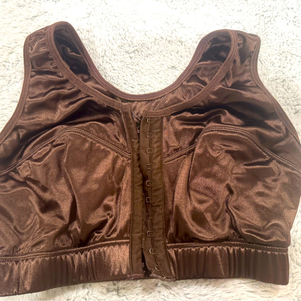 Enell high impact sports bra. Size 2.